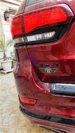 جیپ گراند شیرۆکی